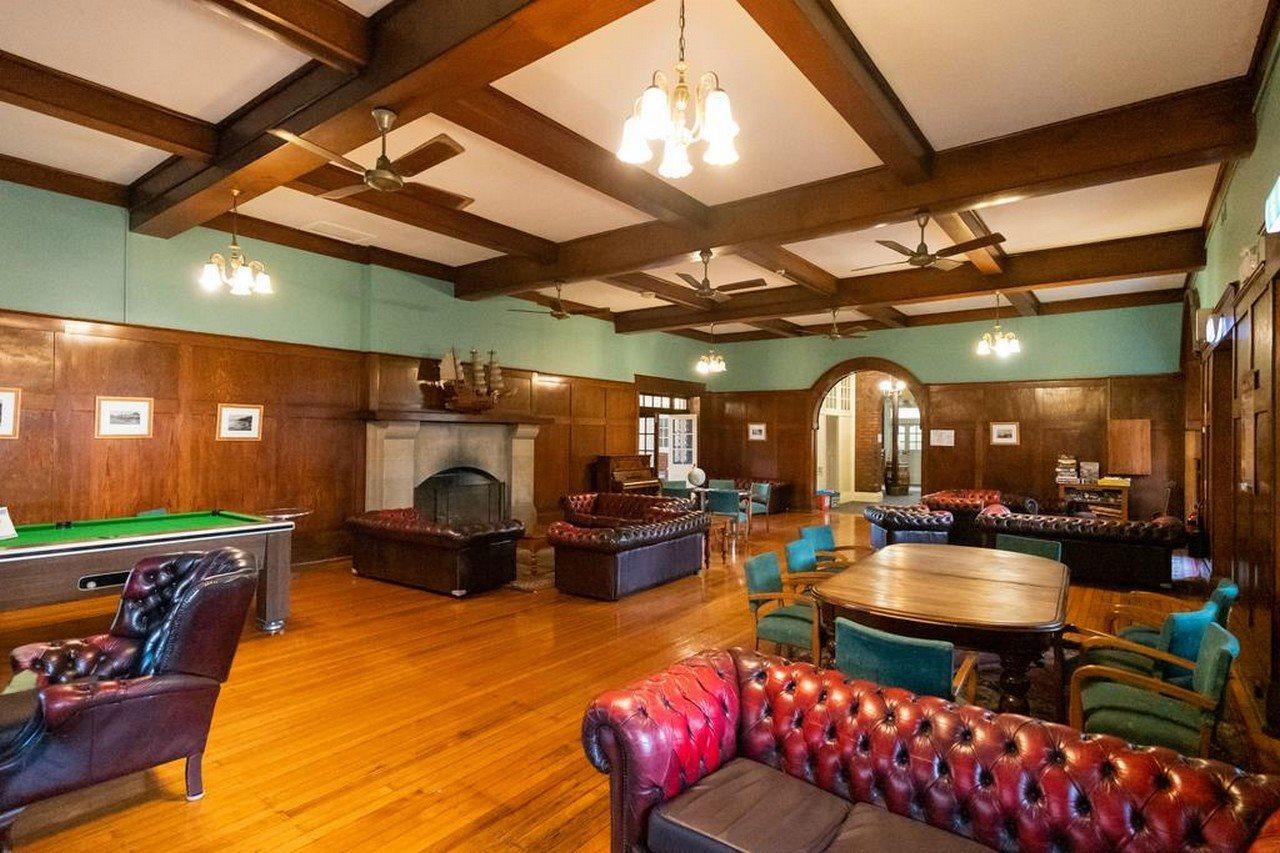 Yha Newcastle Beach Экстерьер фото