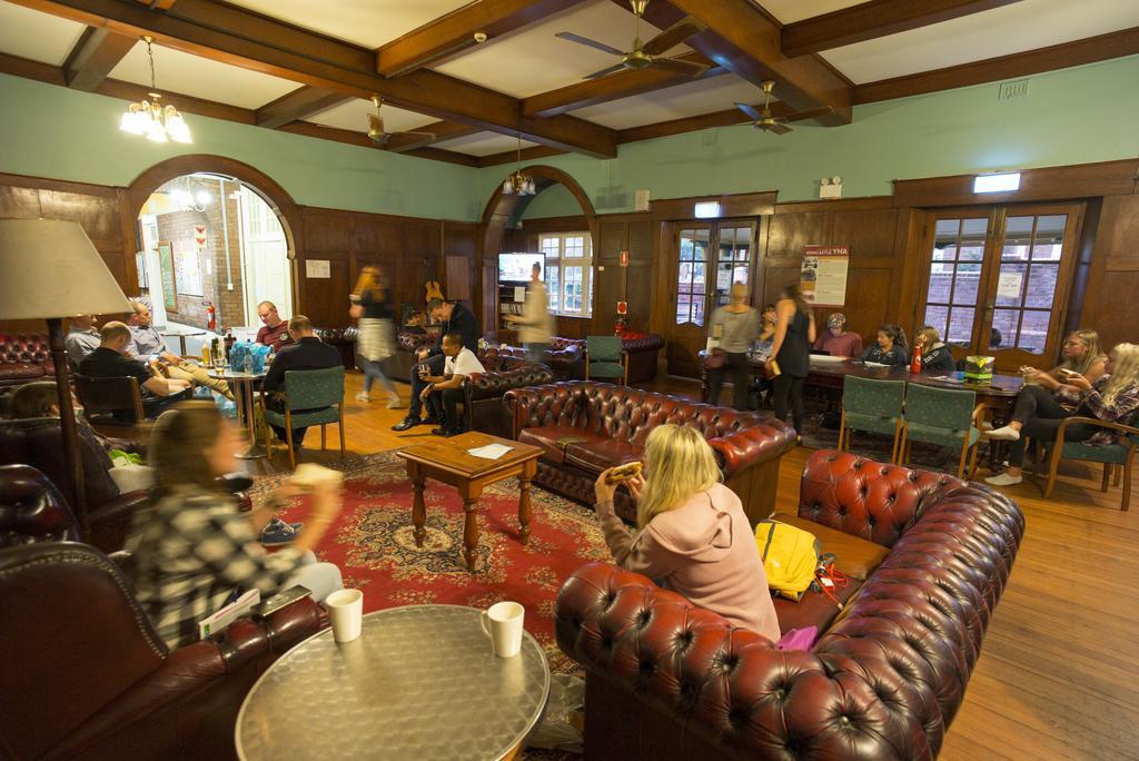Yha Newcastle Beach Экстерьер фото