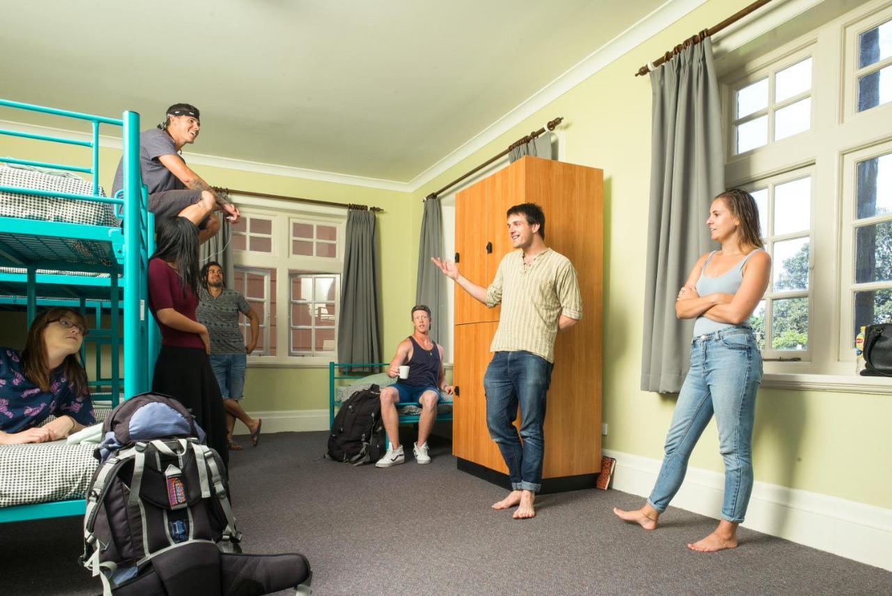 Yha Newcastle Beach Экстерьер фото